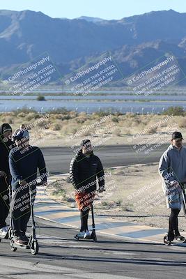 media/Jan-15-2026-Racers Edge (Thu) [[dfebeb70ab]]/1-Around the Pits-Track Walk/